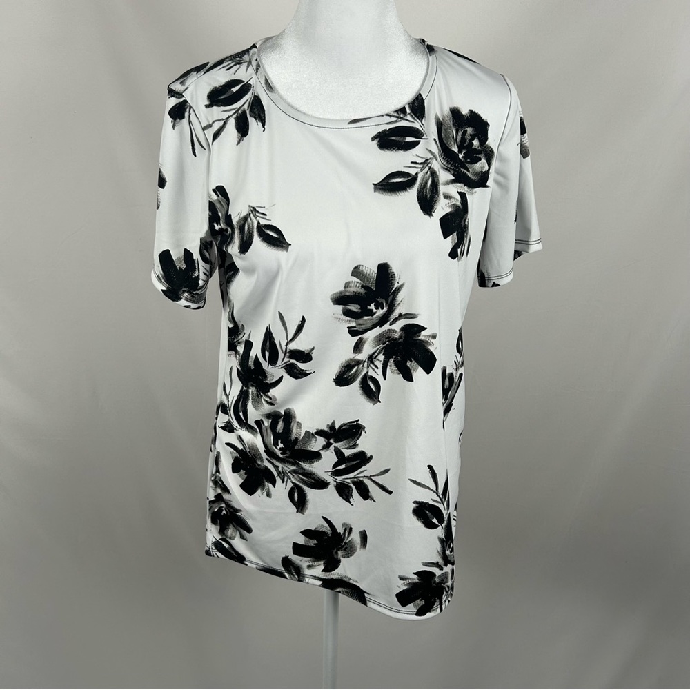 JM Collection White Black Floral Short Sleeve Blouse Size Medium